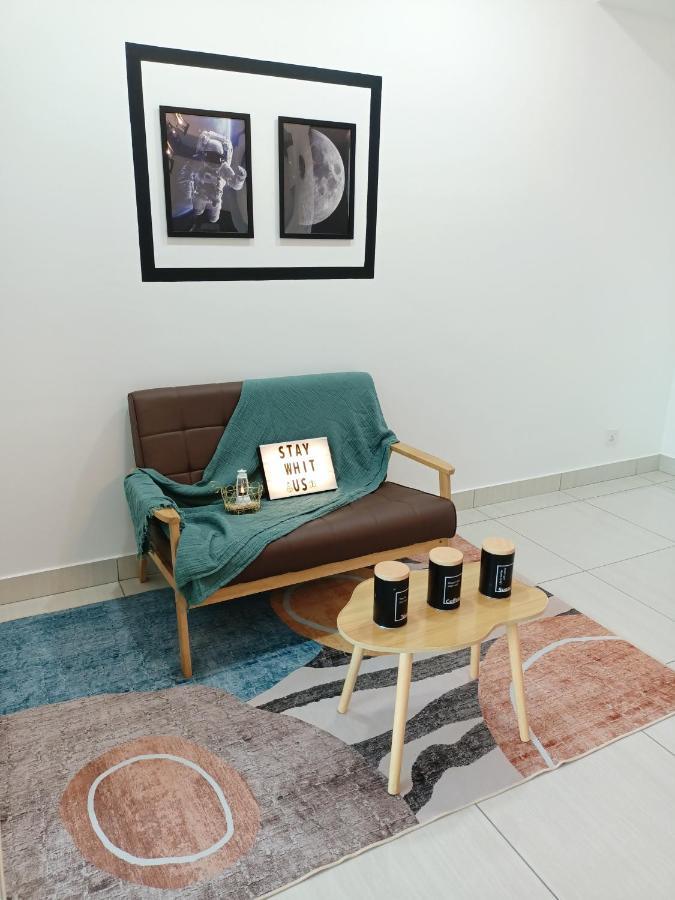 C1113 Almas Suites Galaxy Space Netflix By Stay Nusajaya  Dış mekan fotoğraf